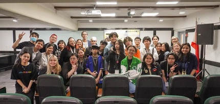 Screening of Day Without Art (DWA) 2023 – Everyone I Know is Sick