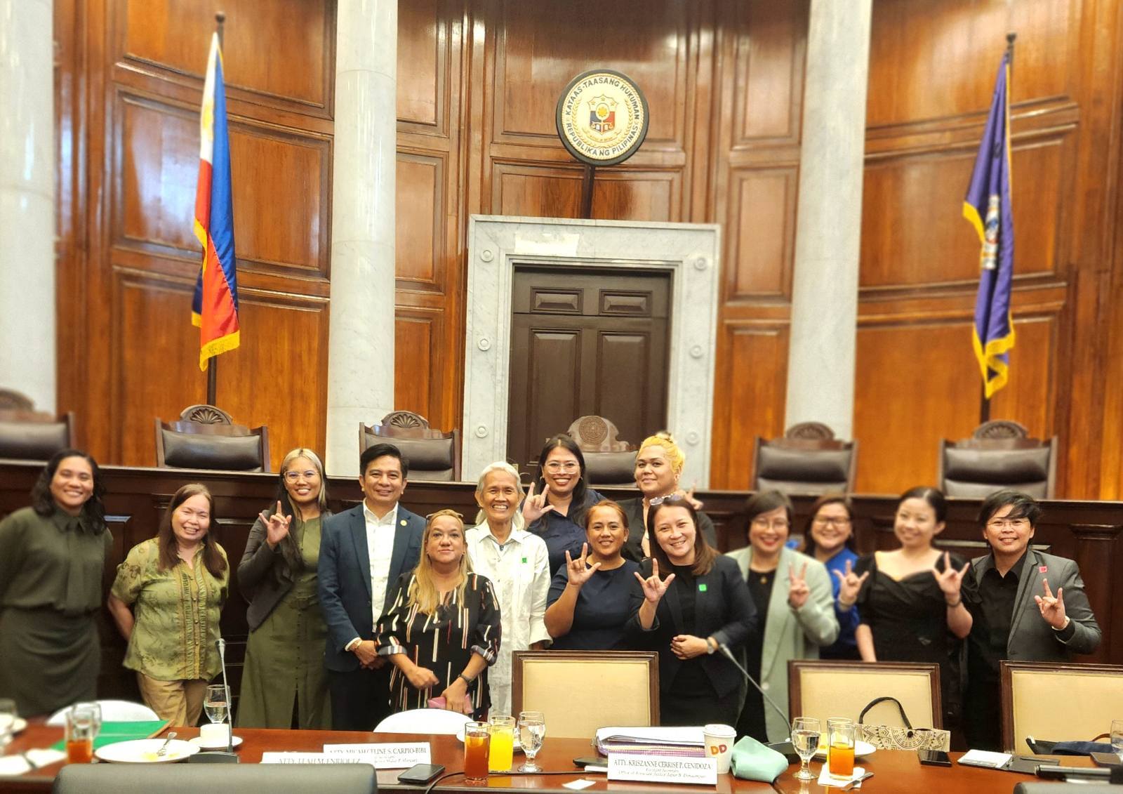 SDEAS Participates in the 2nd TWG Meeting on drafted Rules on FSL Interpreting