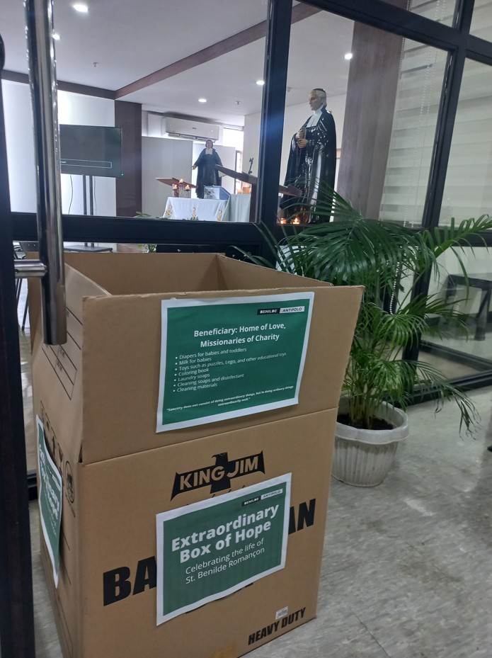 The Extraordinary Box of Hope